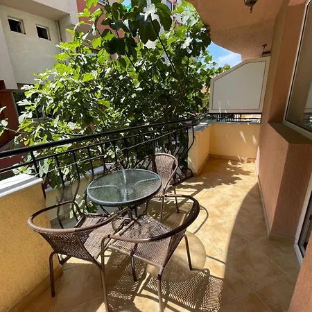 Alatoni Apart Otel 4*